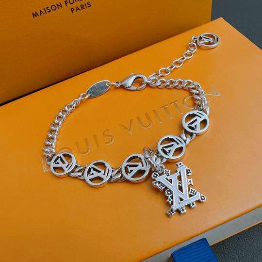 Picture of LV Bracelet _SKULVbracelet08ly20411116